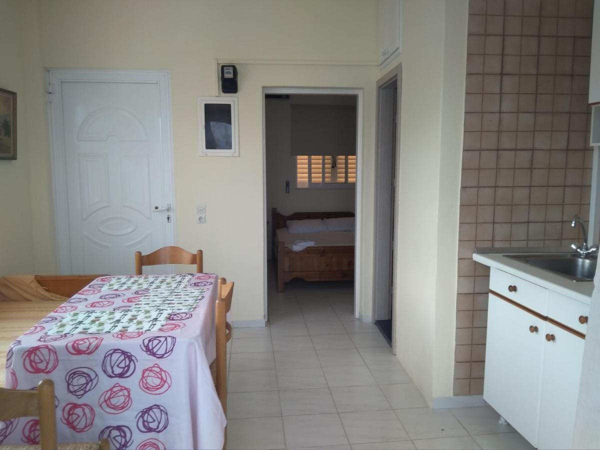 Armenistis Apartment מראה חיצוני תמונה